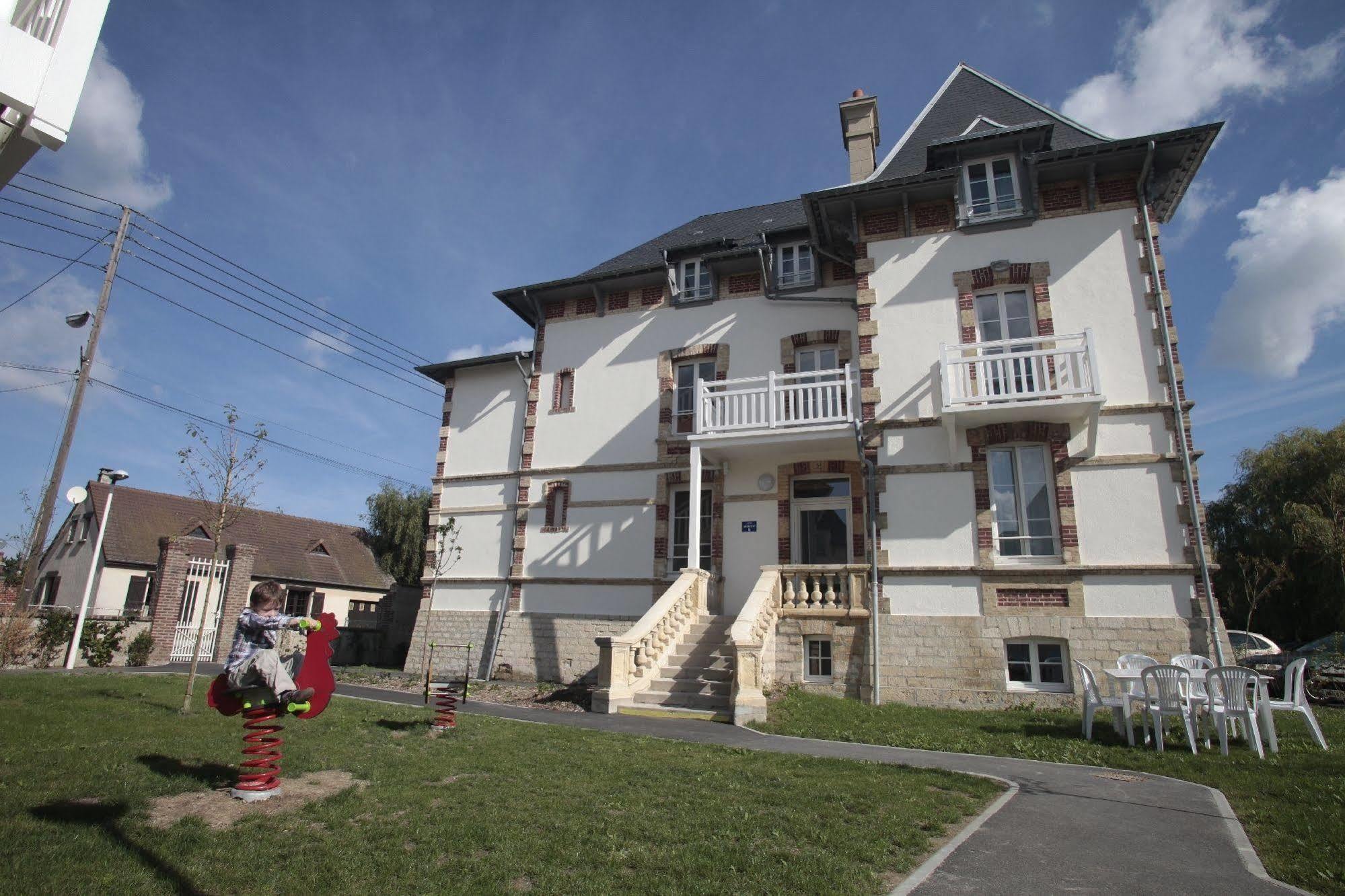 Residence Odalys Le Domaine Des Dunettes Cabourg Buitenkant foto